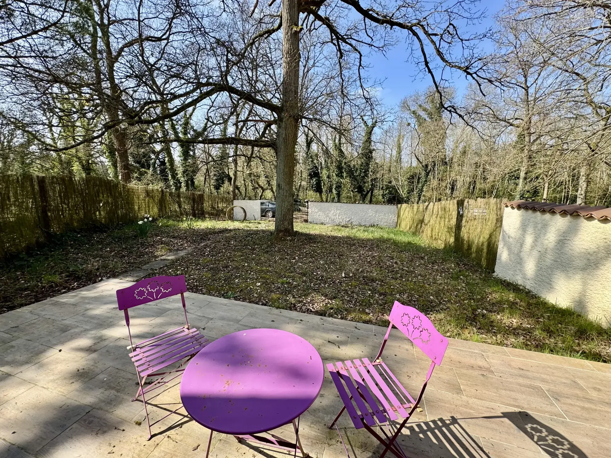 Appartement 2 pièces avec jardin privé à Houdan, calme et rénové 