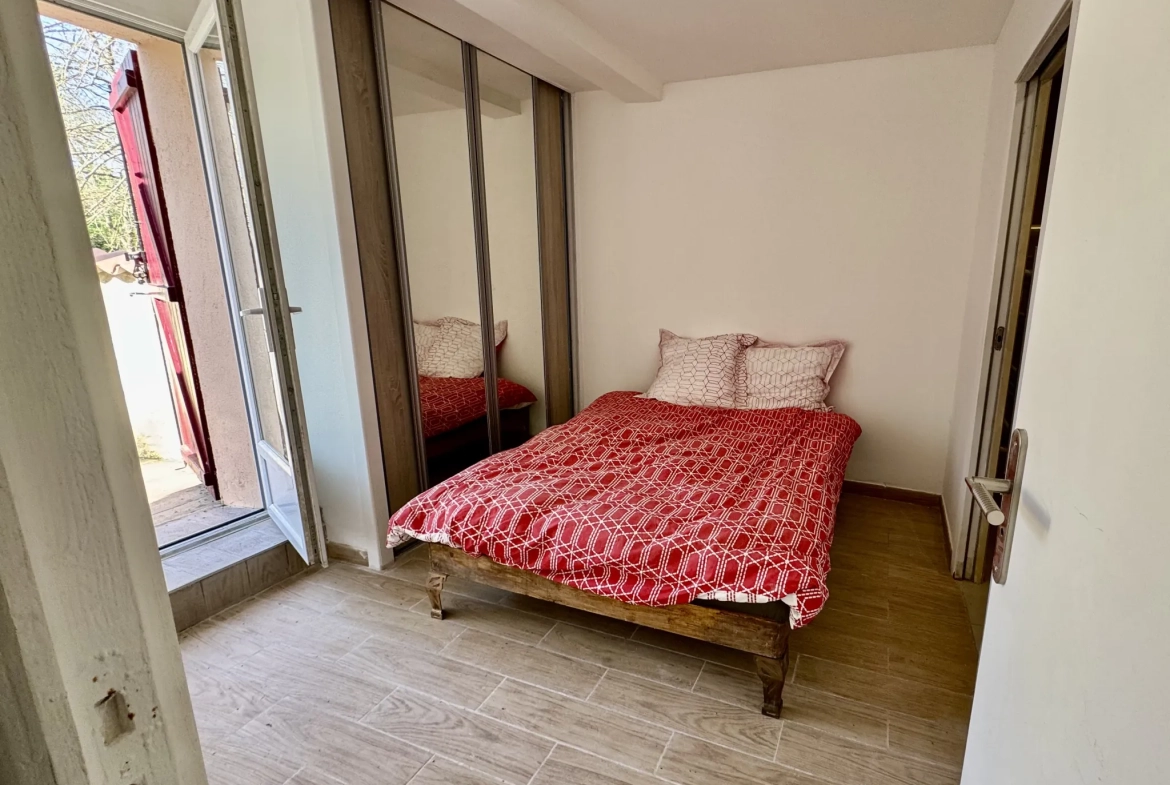 Appartement 2 pièces avec jardin privé à Houdan, calme et rénové 