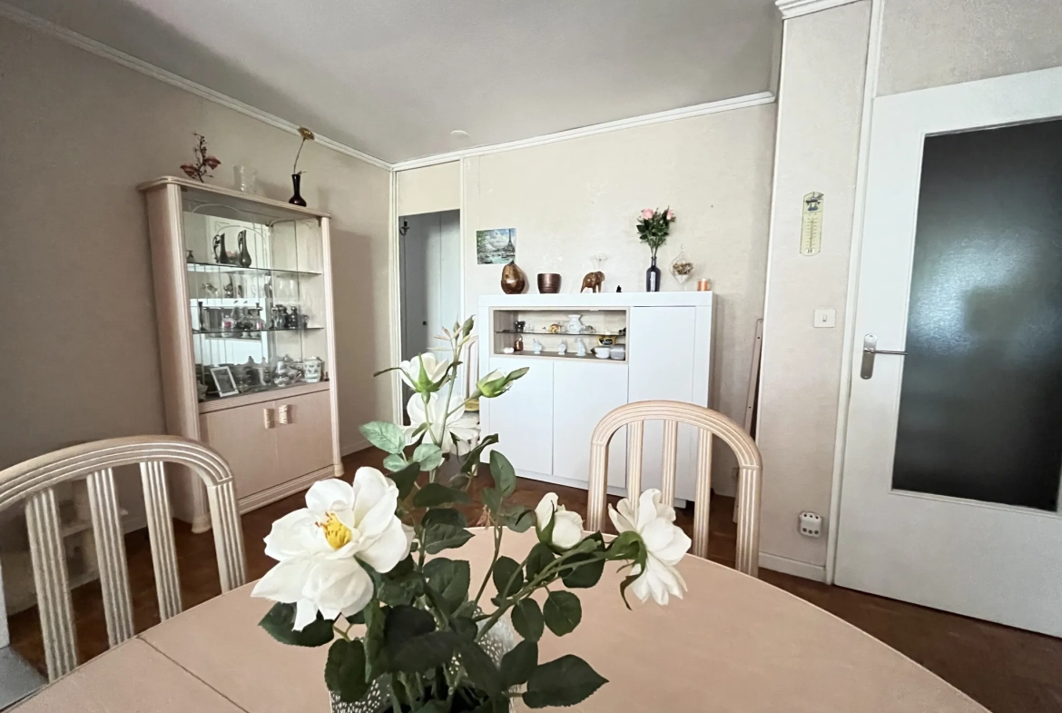 Appartement T3 avec Loggia dans Résidence Sécurisée à Montpellier Estanove 