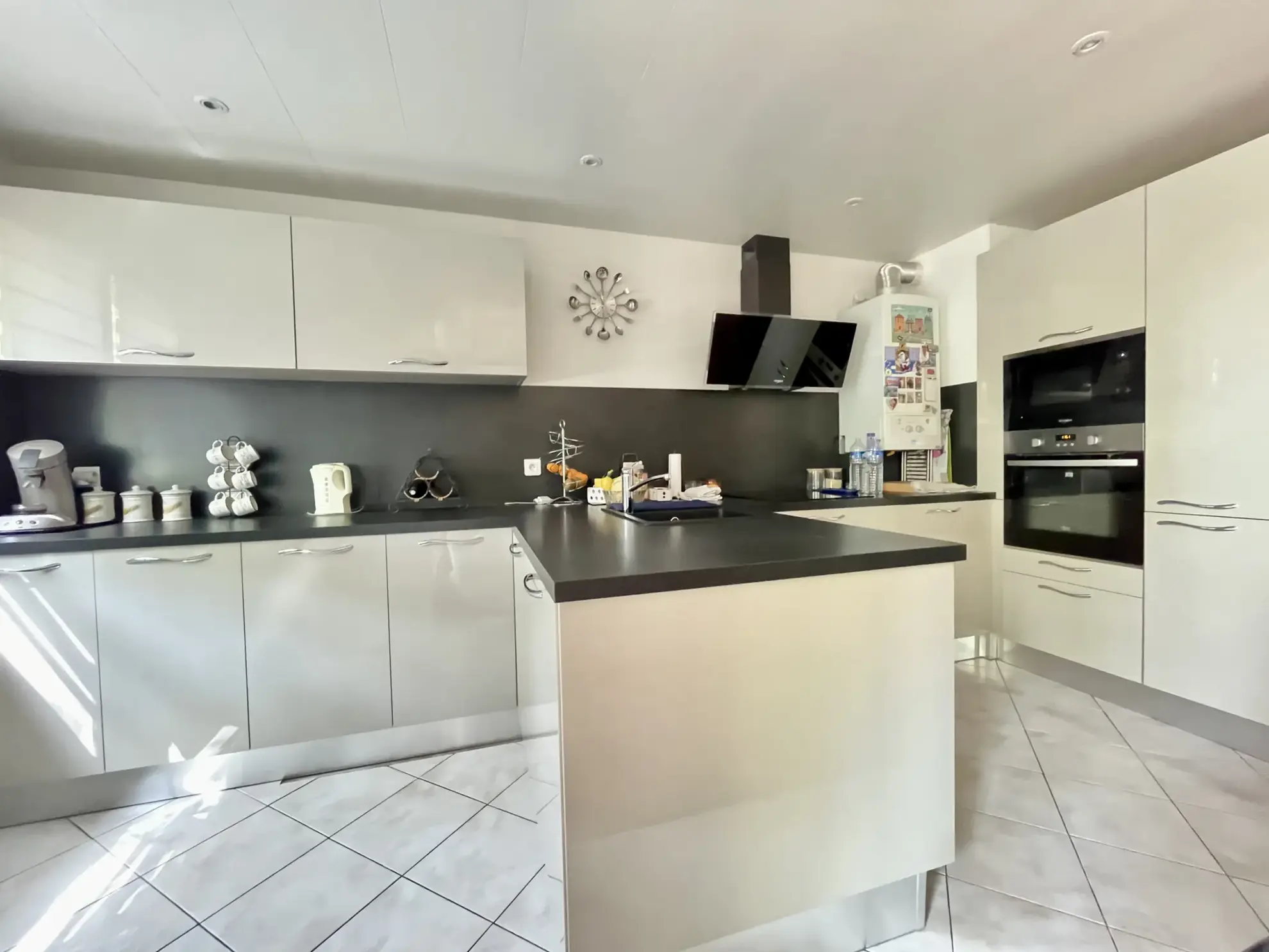 Appartement T3 avec Loggia dans Résidence Sécurisée à Montpellier Estanove 
