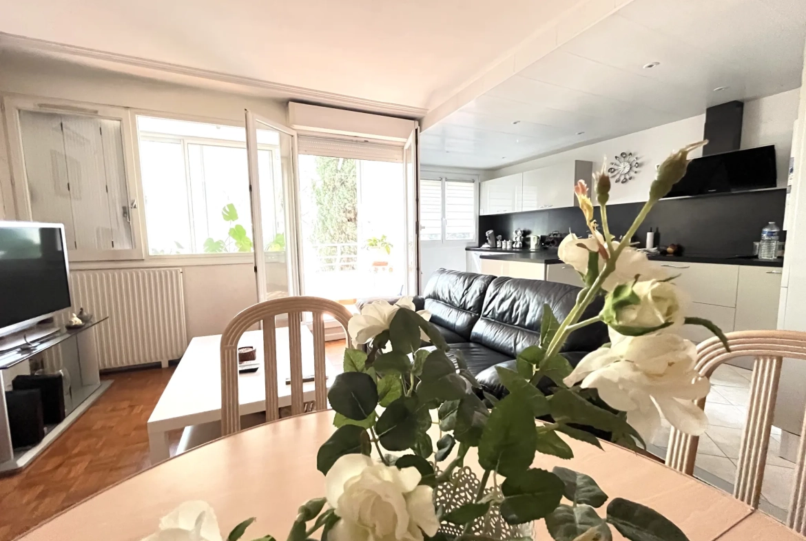 Appartement T3 avec Loggia dans Résidence Sécurisée à Montpellier Estanove 