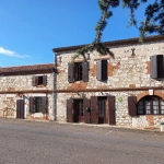 Maison de village authentique avec jardin, gîte et potentiel locatif à Malause