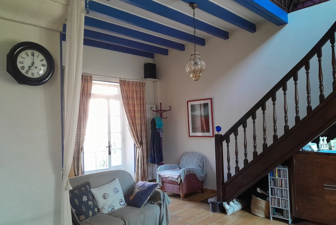 Maison de village authentique avec jardin, gîte et potentiel locatif à Malause 