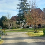Villa de luxe à Daumazan-sur-Arize avec piscine et services, idéale pour résidence ou investissement locatif