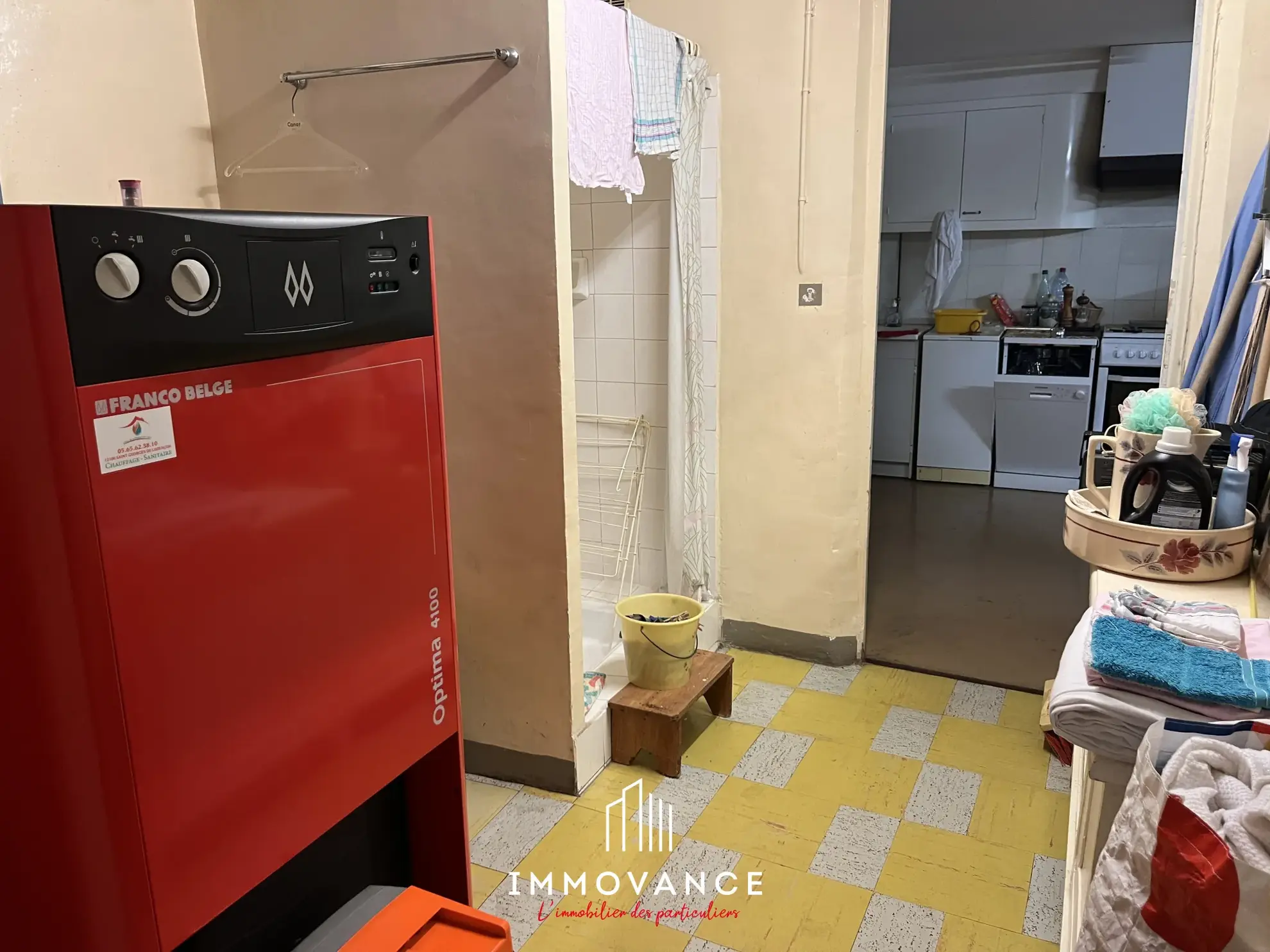 Maison familiale avec potentiel de rénovation à Millaul, 4 chambres sur terrain de 440 m² 