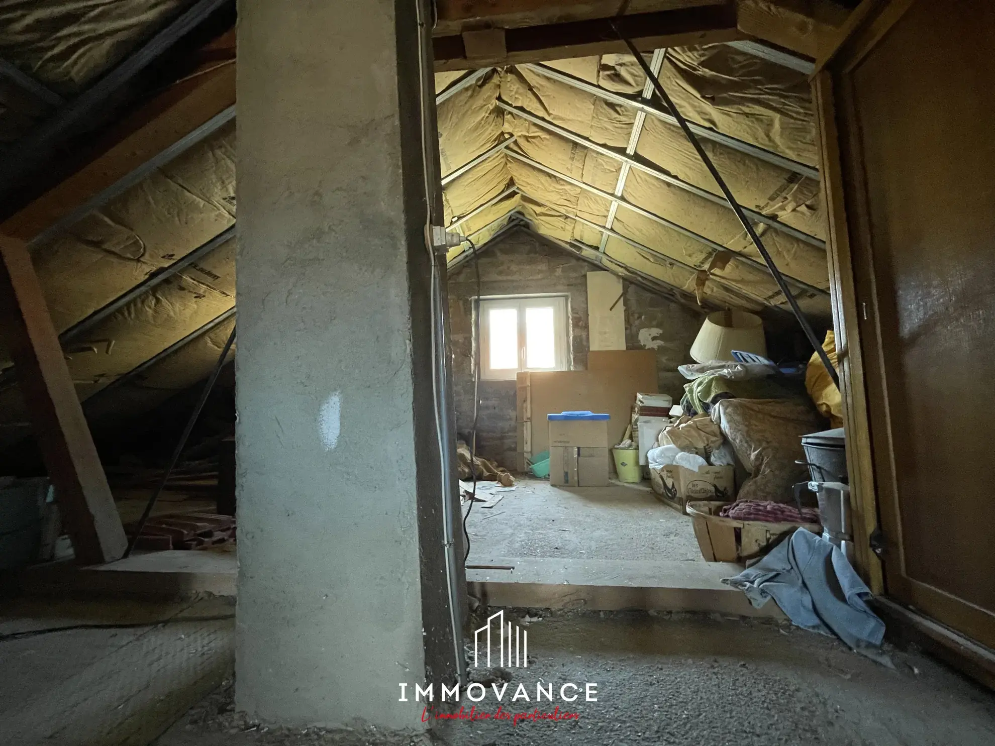 Maison familiale avec potentiel de rénovation à Millaul, 4 chambres sur terrain de 440 m² 
