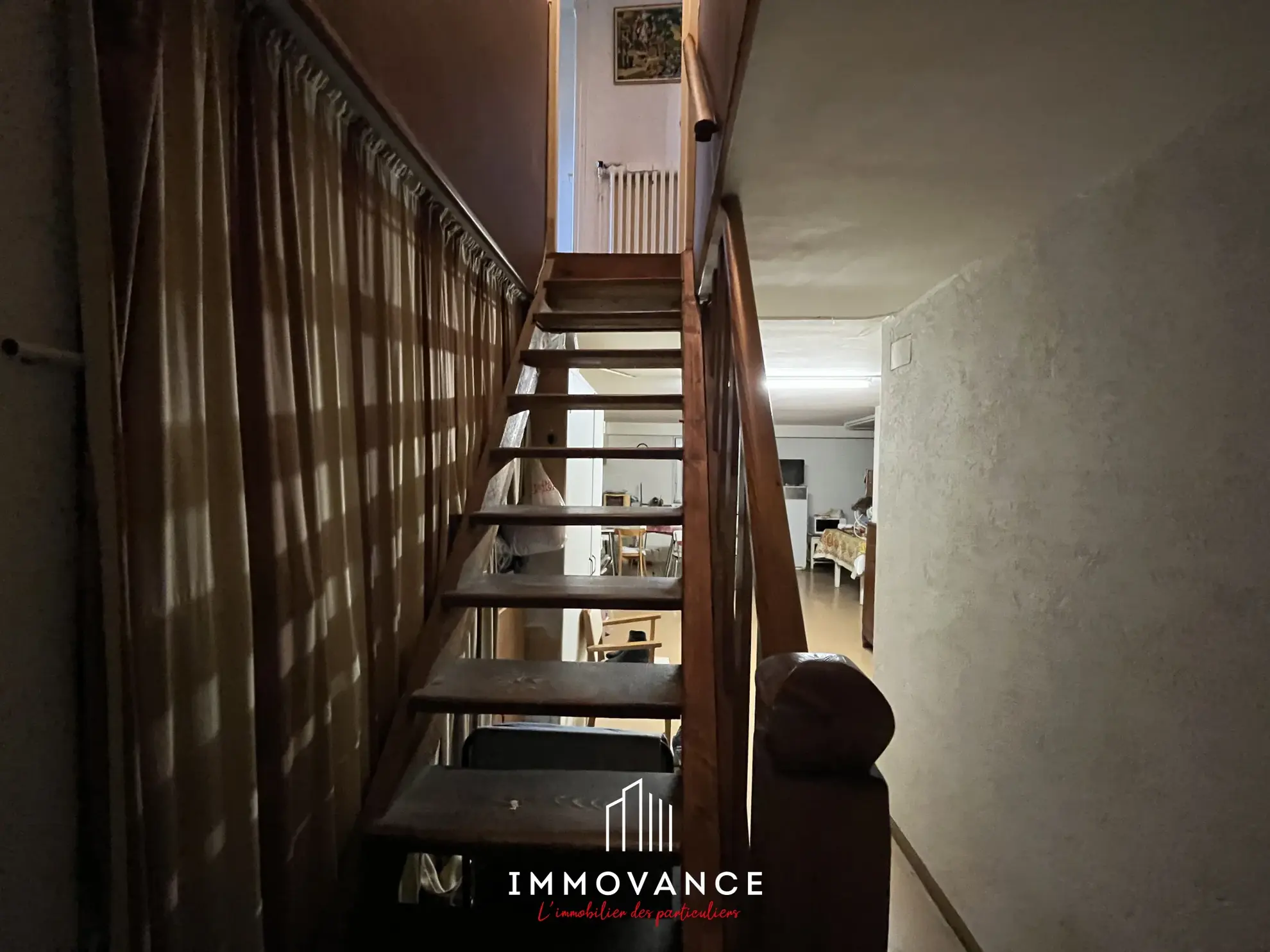 Maison familiale avec potentiel de rénovation à Millaul, 4 chambres sur terrain de 440 m² 