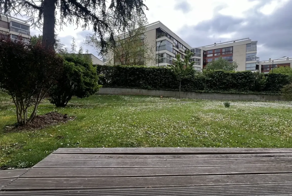 Appartement 2 pièces de 51,64 m² avec terrasse à Le Chesnay 