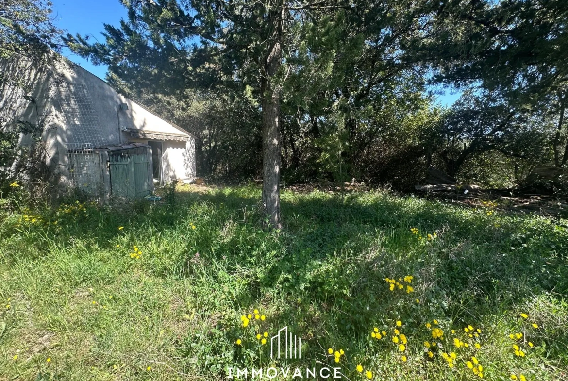Maison à rénover avec grand terrain à Claret – Opportunité rare 