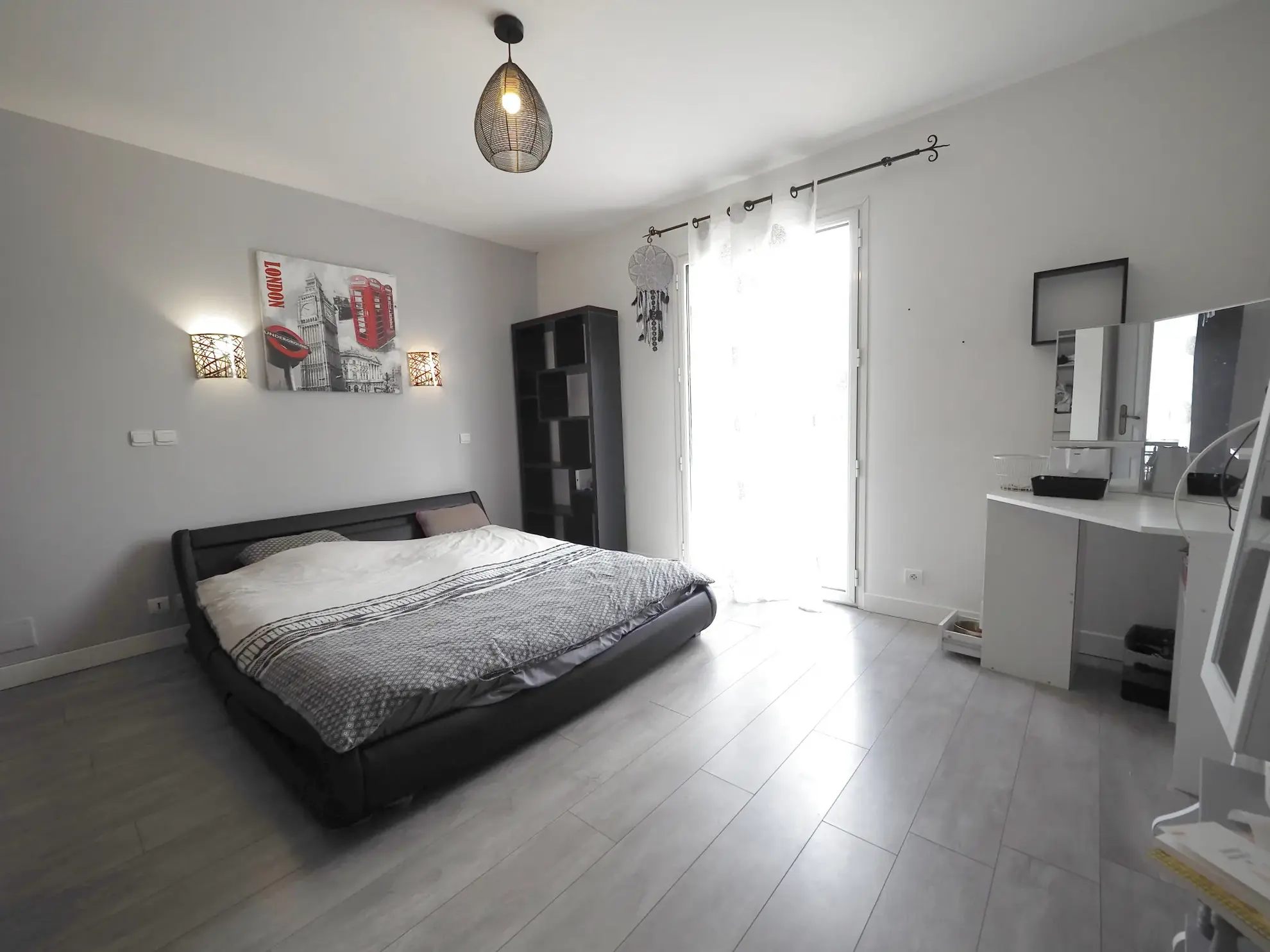Belle villa de plain-pied de 168 m² à Mongauzy - Calme et proximité autoroute 