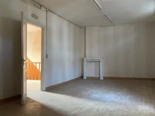 Immeuble mixte en vente à Henin Beaumont – Emplacement exceptionnel place de la République 