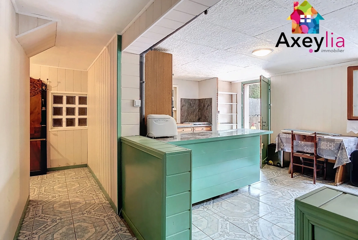 Maison familiale avec 5 chambres et grand garage à Digoin (71) 
