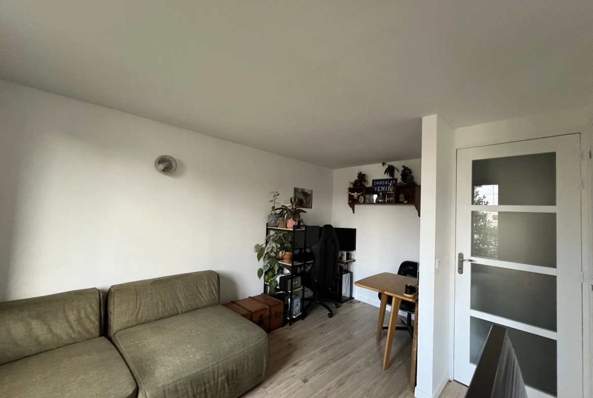 Appartement 2 pièces de 35 m² à Meudon avec vue dégagée 