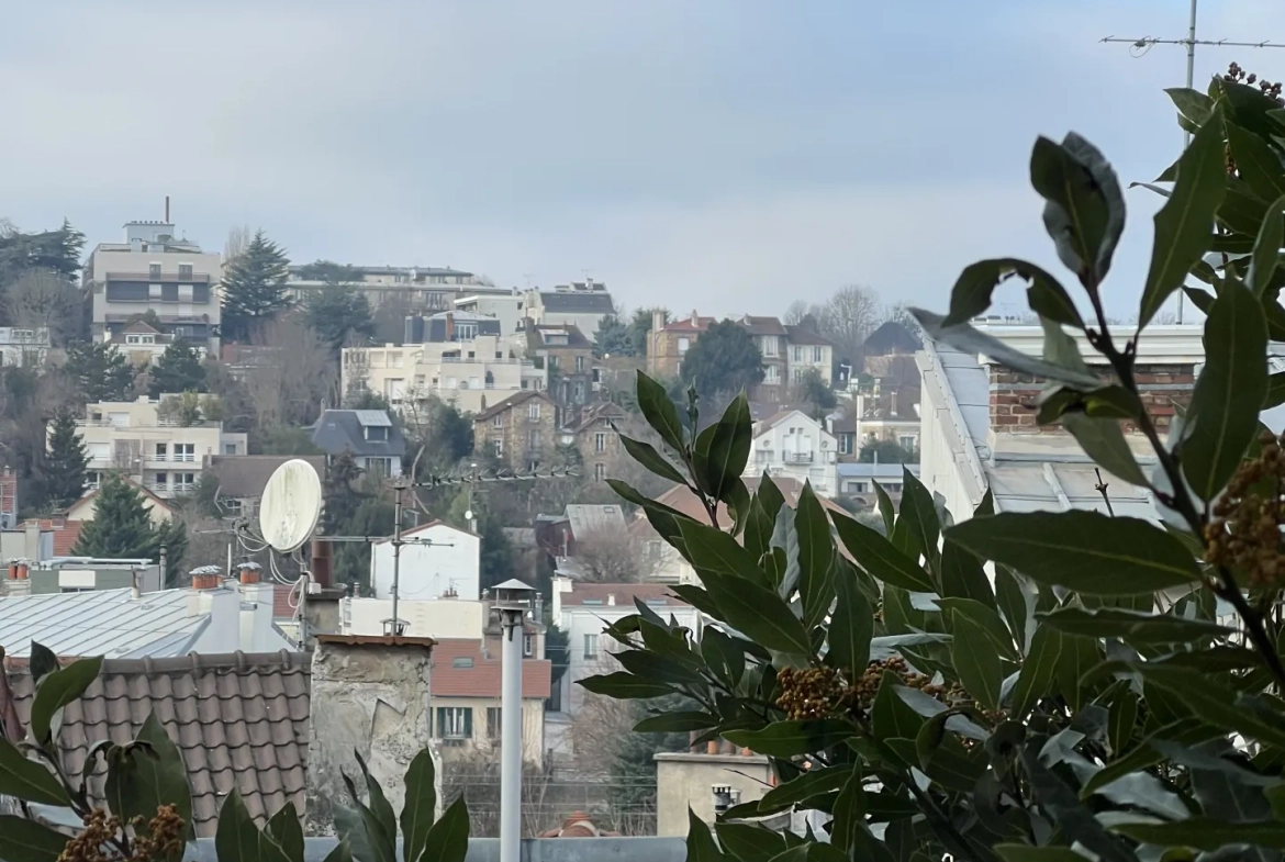 Appartement 2 pièces de 35 m² à Meudon avec vue dégagée 