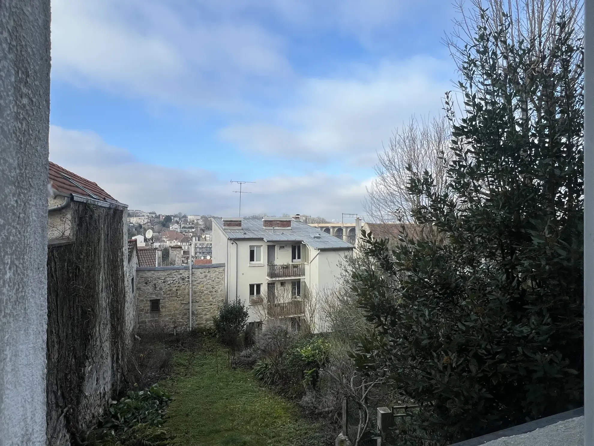 Appartement 2 pièces de 35 m² à Meudon avec vue dégagée 