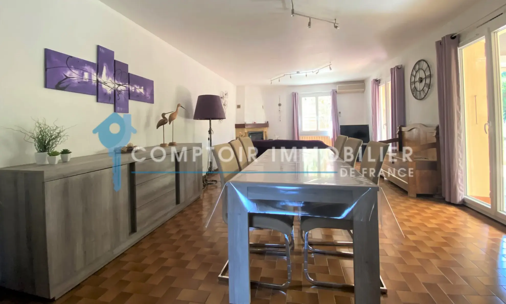 Villa traditionnelle de 125 m² avec piscine chauffée à Montfrin, proche du Pont du Gard 