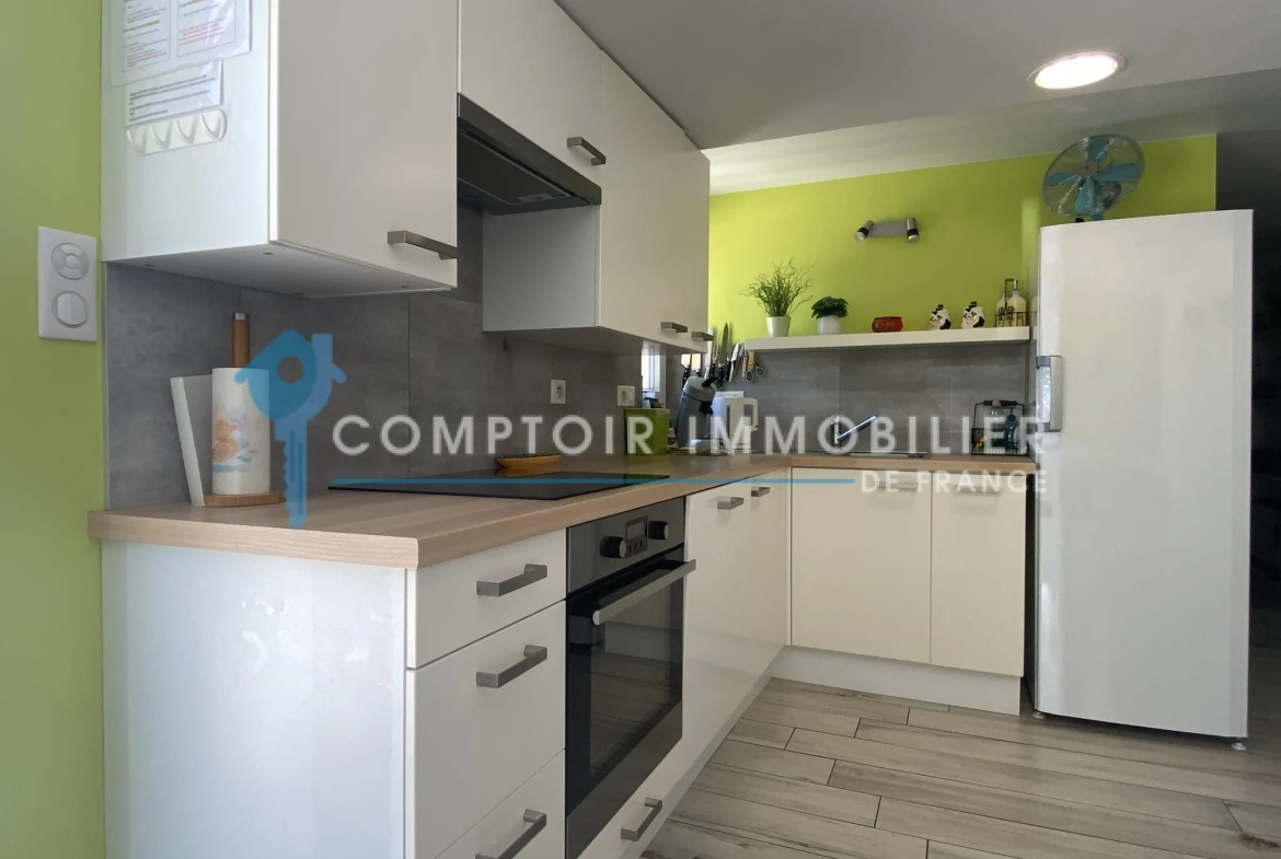 Villa traditionnelle de 125 m² avec piscine chauffée à Montfrin, proche du Pont du Gard 