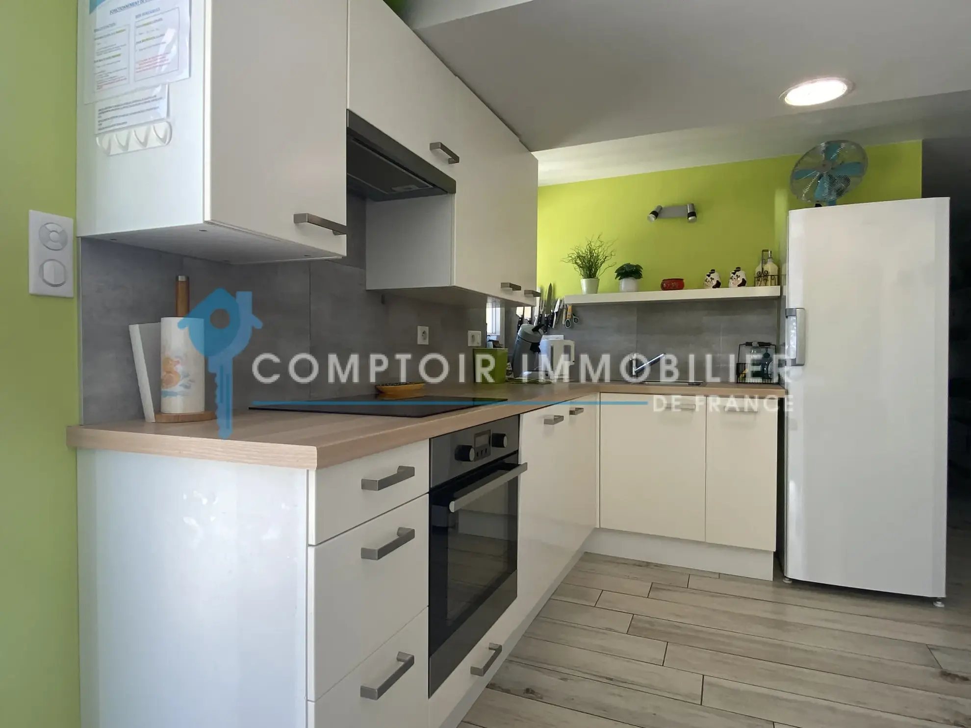Villa traditionnelle de 125 m² avec piscine chauffée à Montfrin, proche du Pont du Gard 