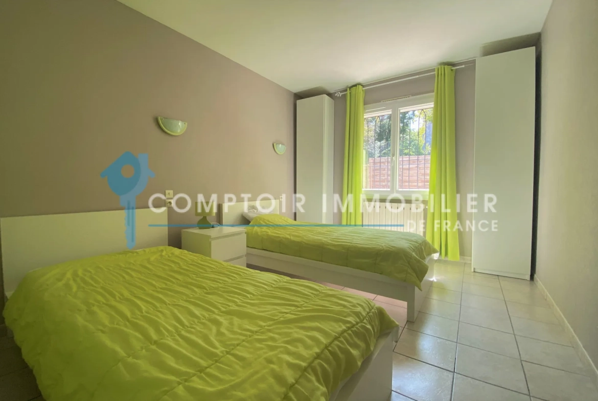 Villa traditionnelle de 125 m² avec piscine chauffée à Montfrin, proche du Pont du Gard 