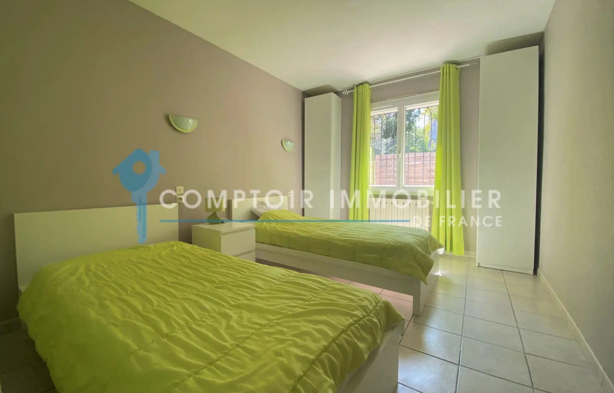 Villa traditionnelle de 125 m² avec piscine chauffée à Montfrin, proche du Pont du Gard 