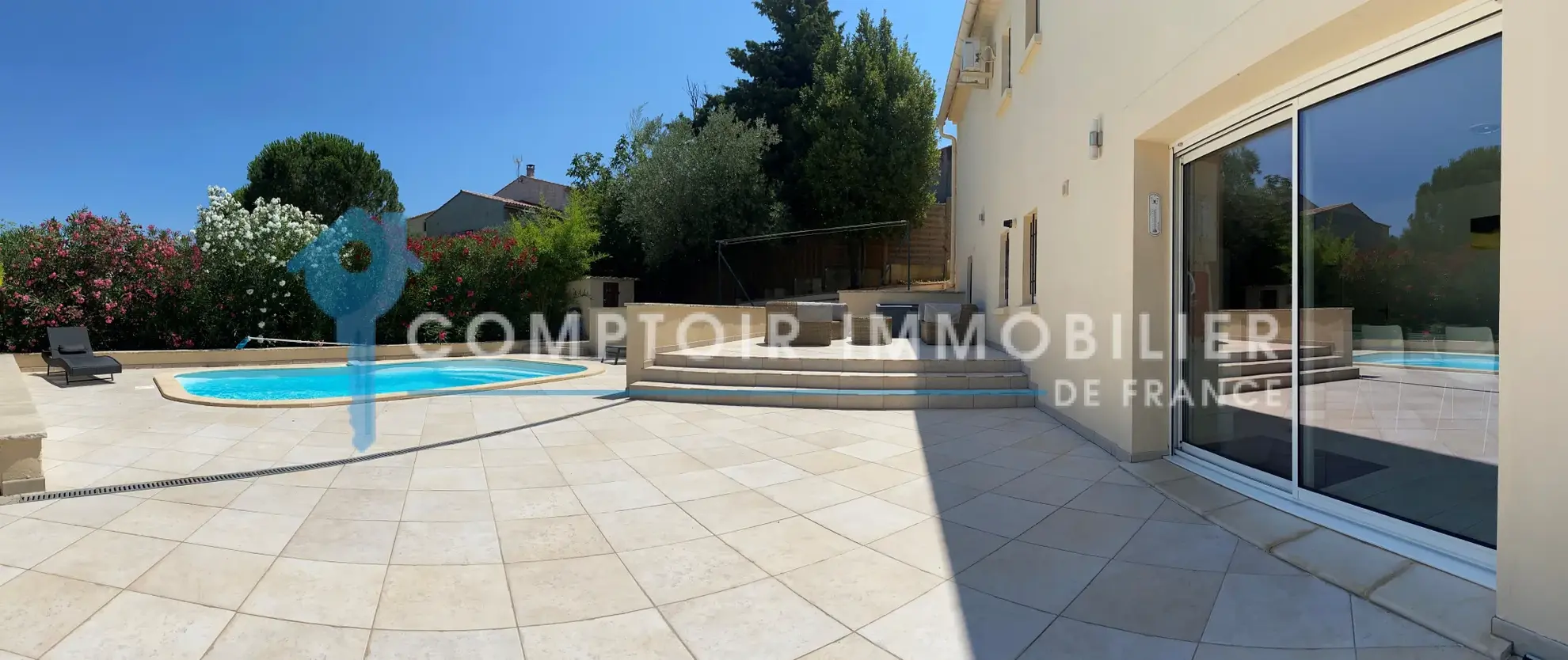 Villa traditionnelle de 125 m² avec piscine chauffée à Montfrin, proche du Pont du Gard 
