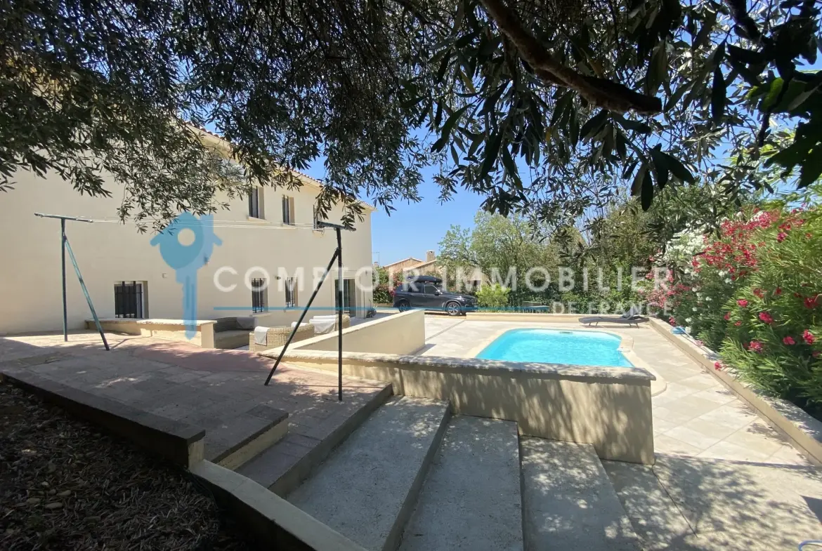Villa traditionnelle de 125 m² avec piscine chauffée à Montfrin, proche du Pont du Gard 