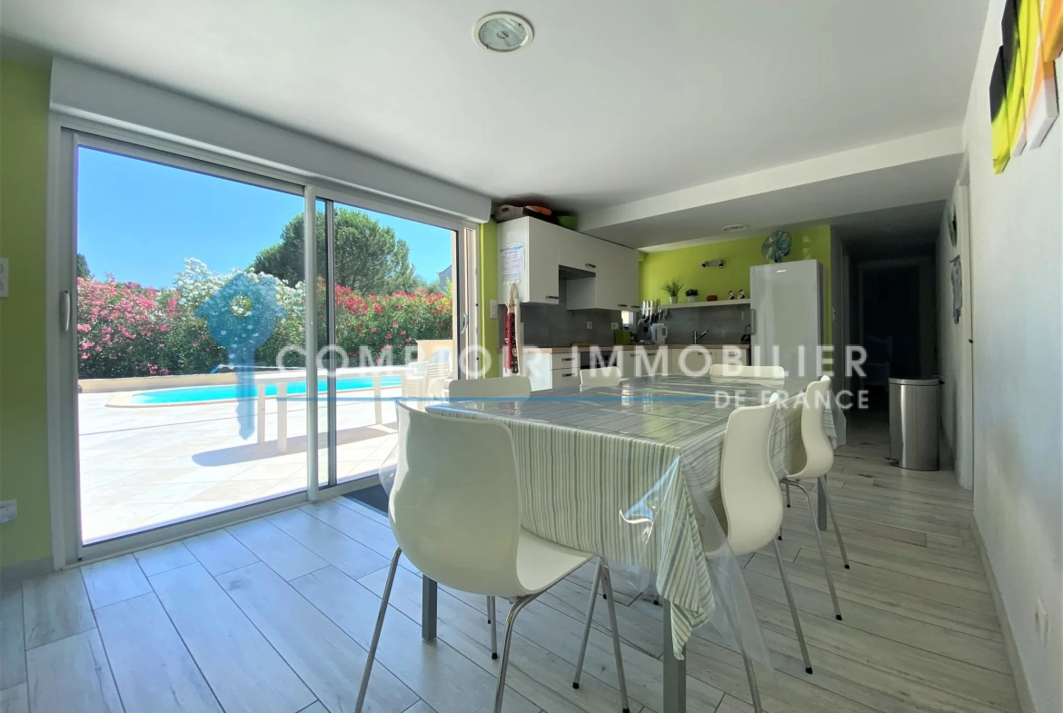 Villa traditionnelle de 125 m² avec piscine chauffée à Montfrin, proche du Pont du Gard 