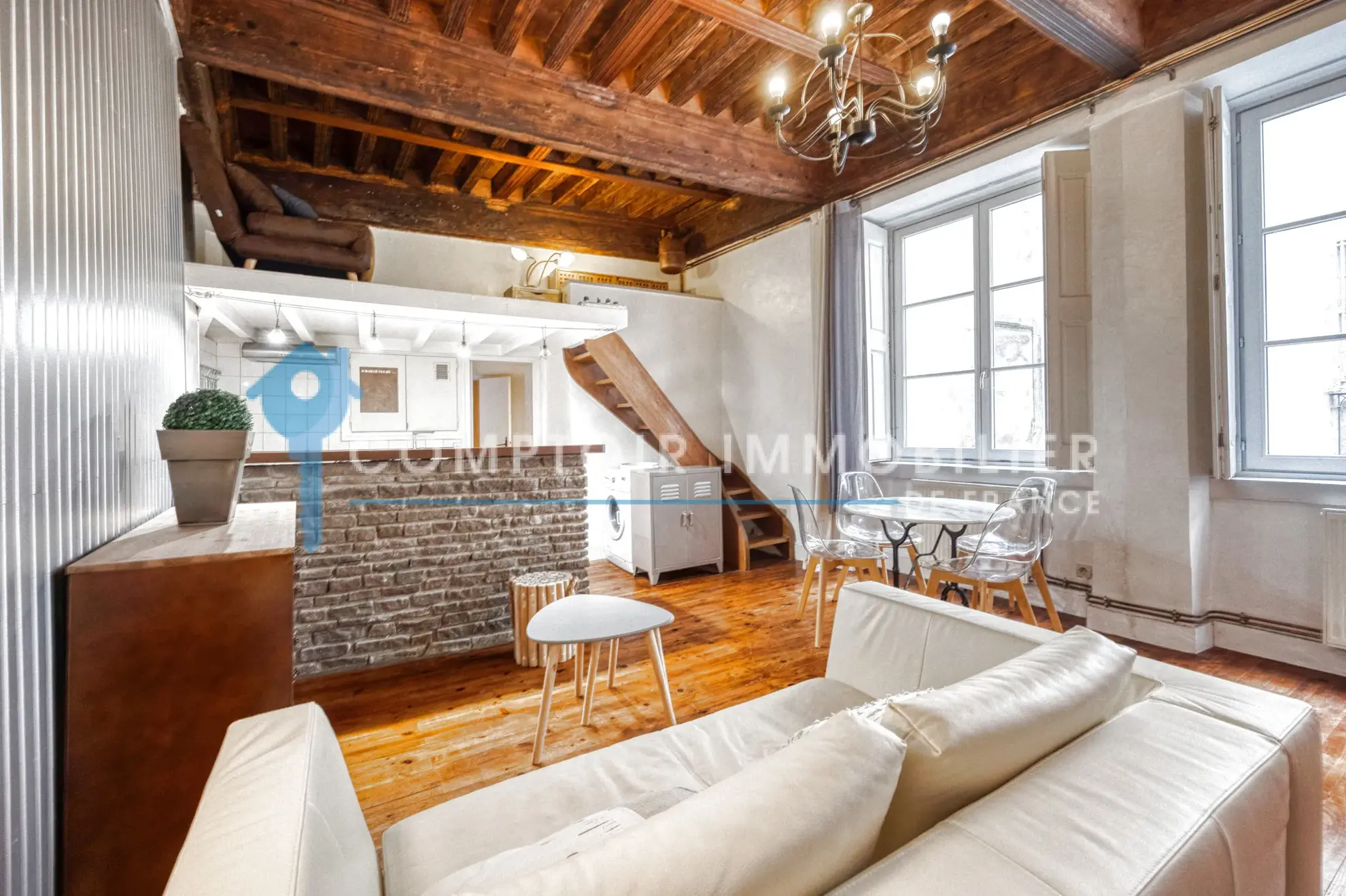 Appartement de prestige de 52 m² dans un hôtel Renaissance à Grenoble Notre-Dame 