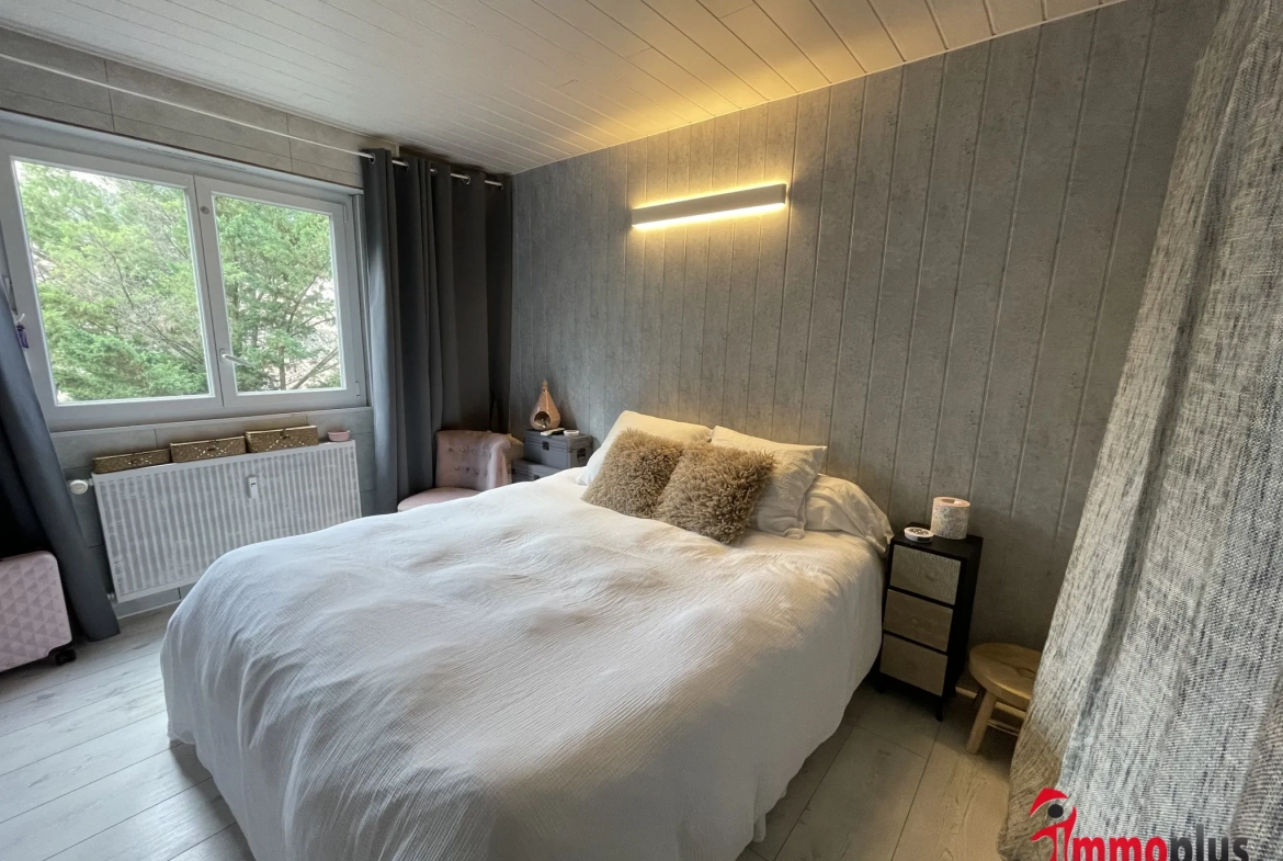 Appartement F5 traversant avec balcons et parking à Rixheim 