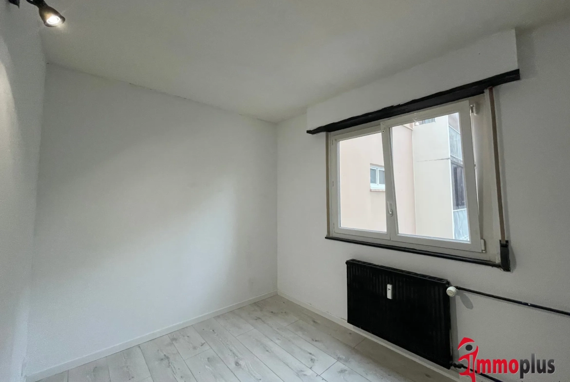 Appartement F5 traversant avec balcons et parking à Rixheim 