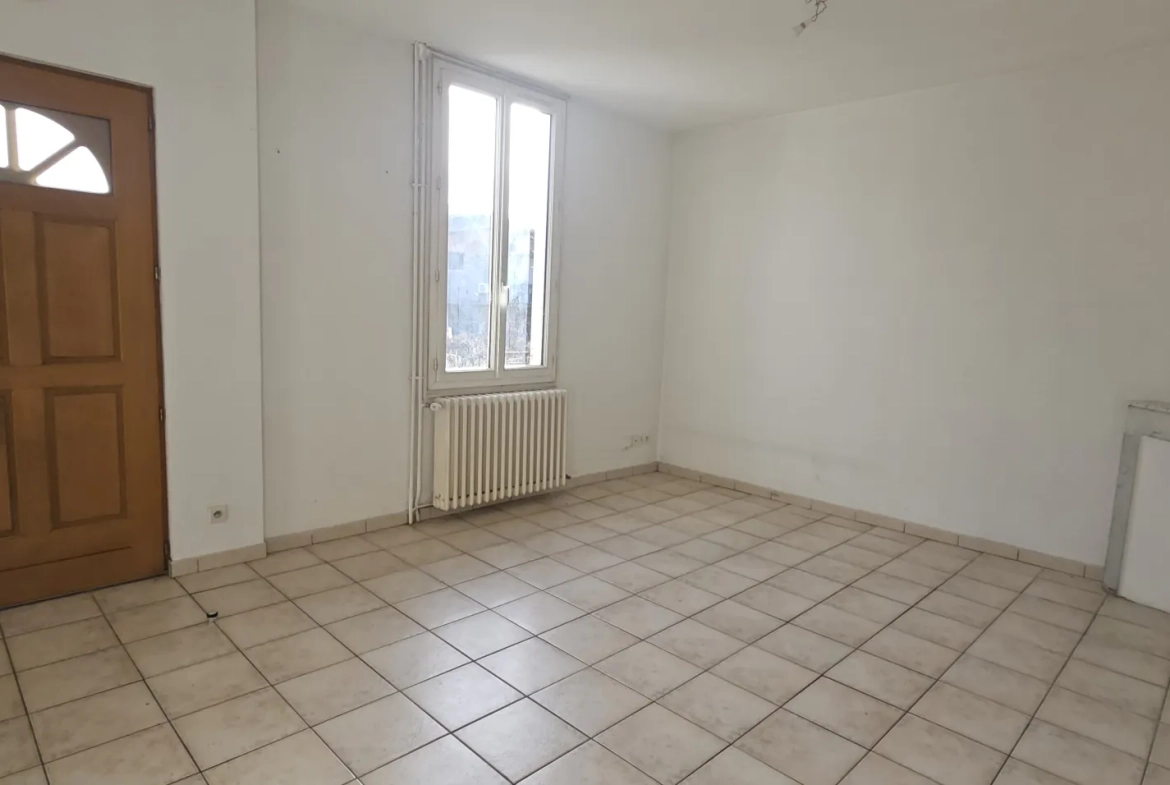 Maison de 128 m² avec studio, garage et terrasse à Gap 