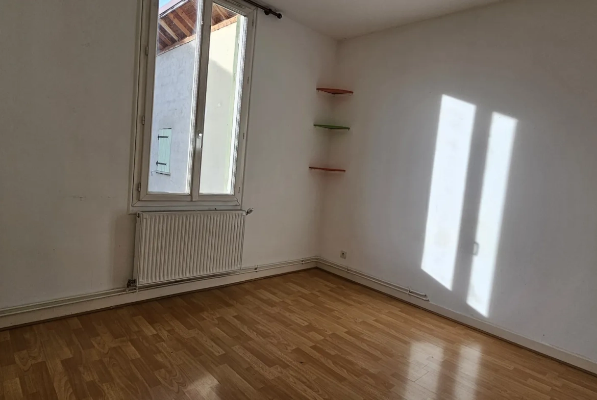 Maison de 128 m² avec studio, garage et terrasse à Gap 