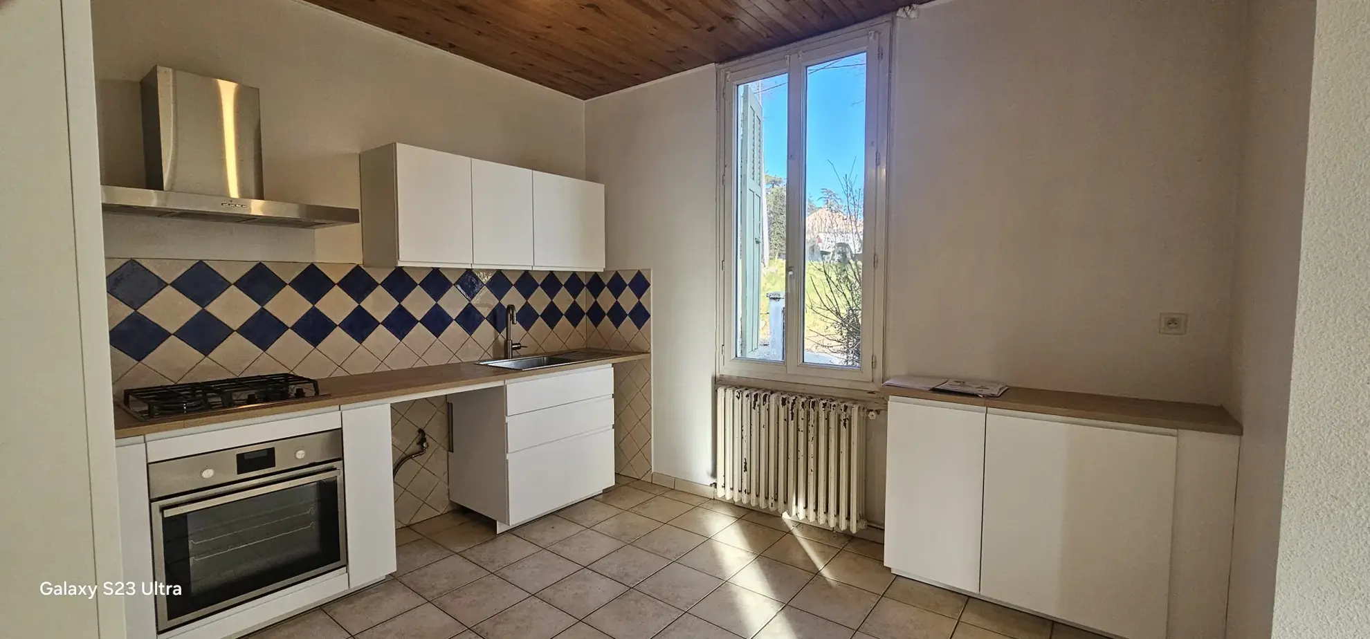 Maison de 128 m² avec studio, garage et terrasse à Gap 
