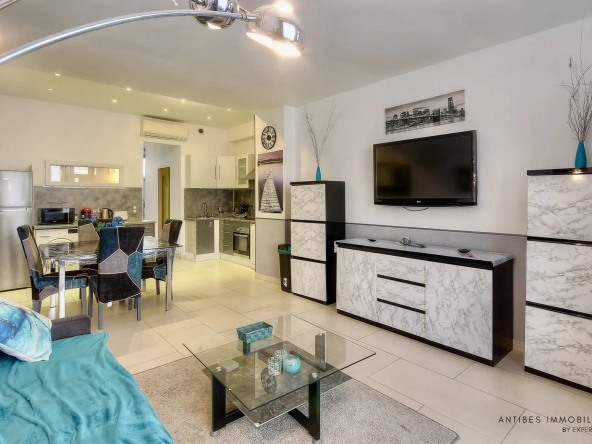 Bel appartement 3 pièces à Juan-les-Pins avec parking, proche des plages et idéal pour location saisonnière