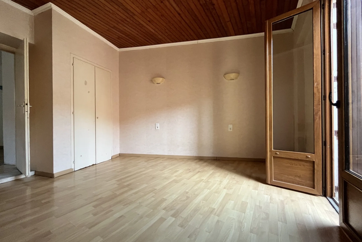 Appartement T2 avec Terrasse à Clermont-l’Hérault – Faibles Charges 