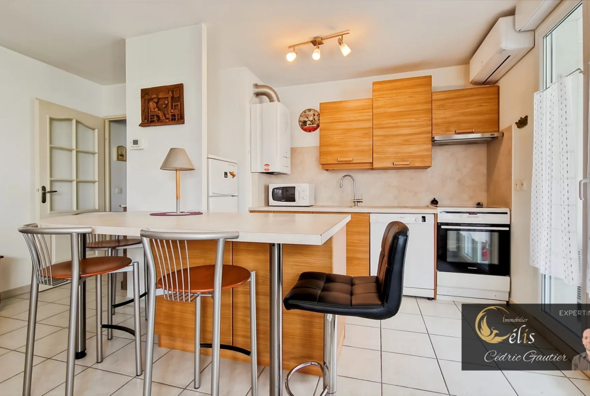 Appartement T3 récent avec balcon et garage à Bourgoin-Jallieu, 65m², idéalement situé 