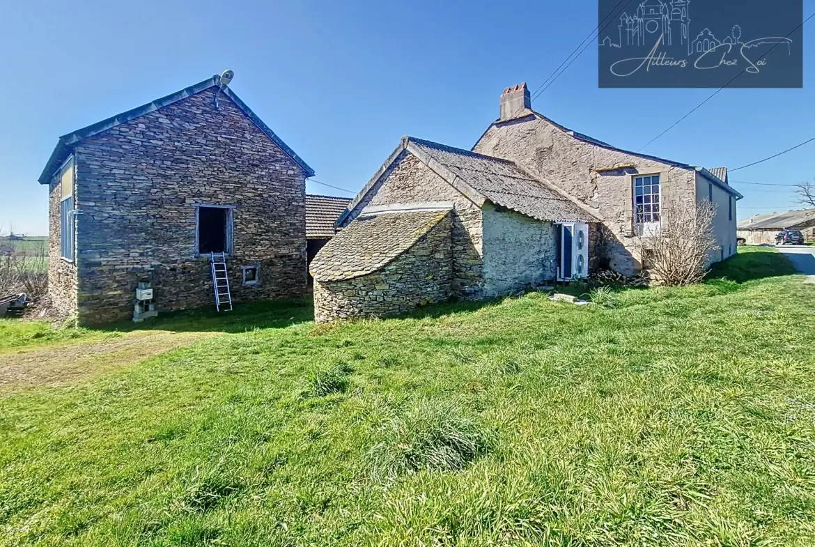Ferme avec dépendances et grand terrain à Réquista - Spécial projet agricole ou famille 