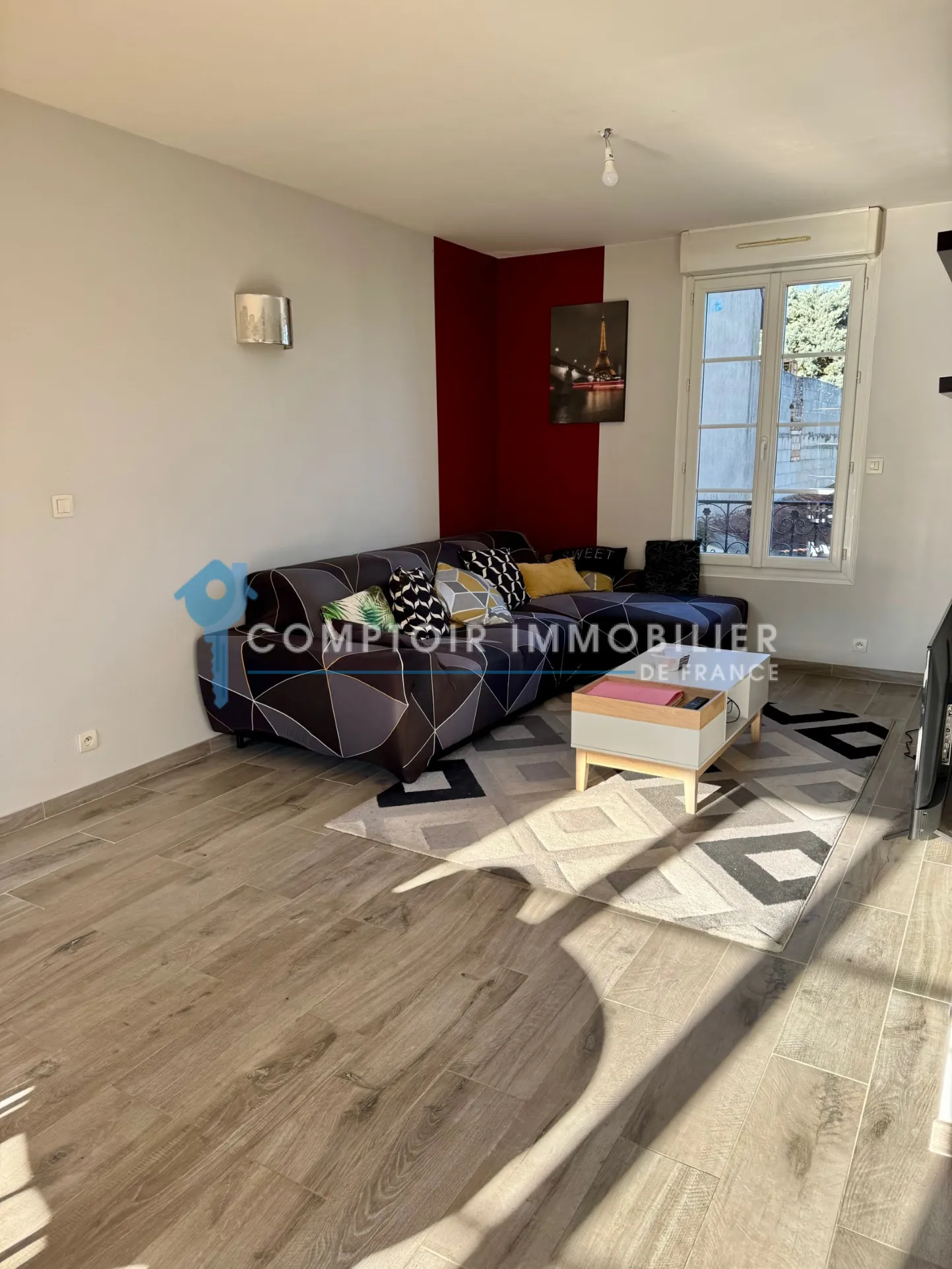 Maison rénovée à Villabé (91) avec grand terrain et 3 chambres 