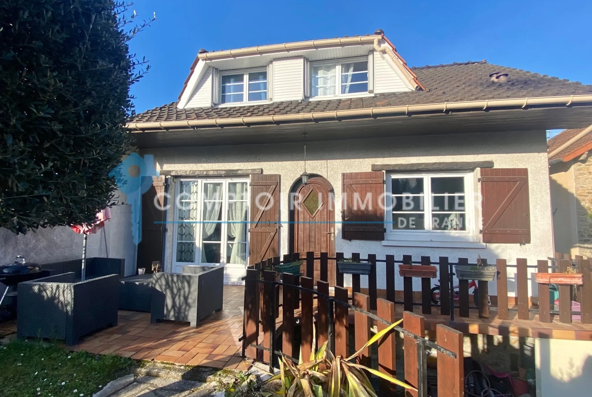 Maison rénovée à Villabé (91) avec grand terrain et 3 chambres 