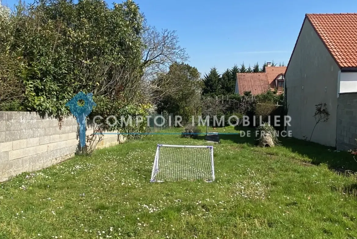 Maison rénovée à Villabé (91) avec grand terrain et 3 chambres 