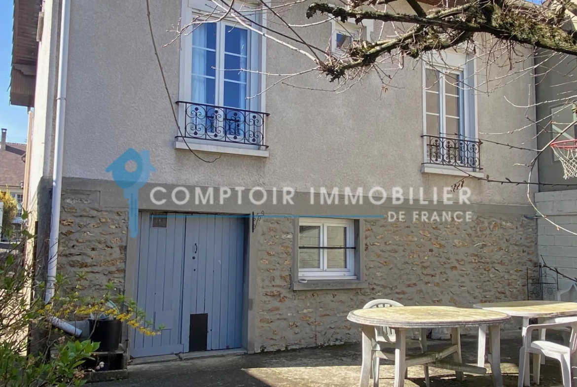 Maison rénovée à Villabé (91) avec grand terrain et 3 chambres 