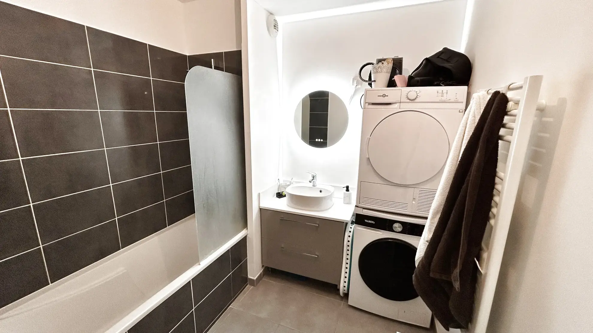 Appartement T3 de standing à vendre à Montpellier proche de la Clinique Saint-Roch 