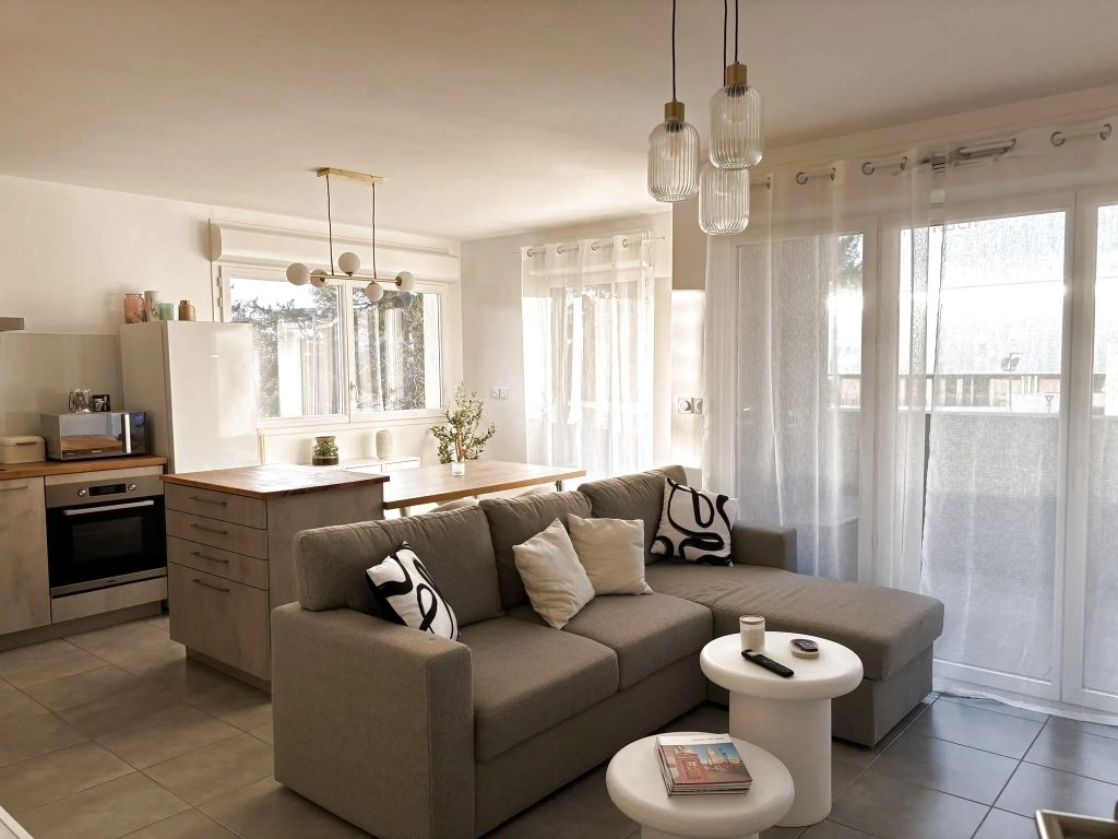 Appartement T3 de standing à vendre à Montpellier proche de la Clinique Saint-Roch