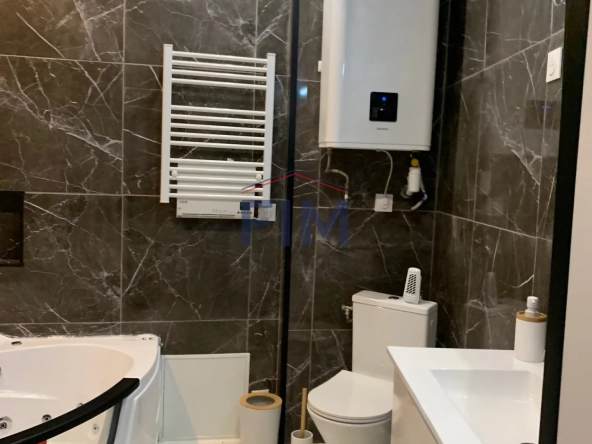 Appartement F2 rénové et meublé à Dieppe au centre-ville 
