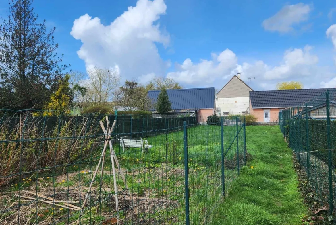 Maison à vendre à Pernes avec jardin, garage et potentiel de rénovation 