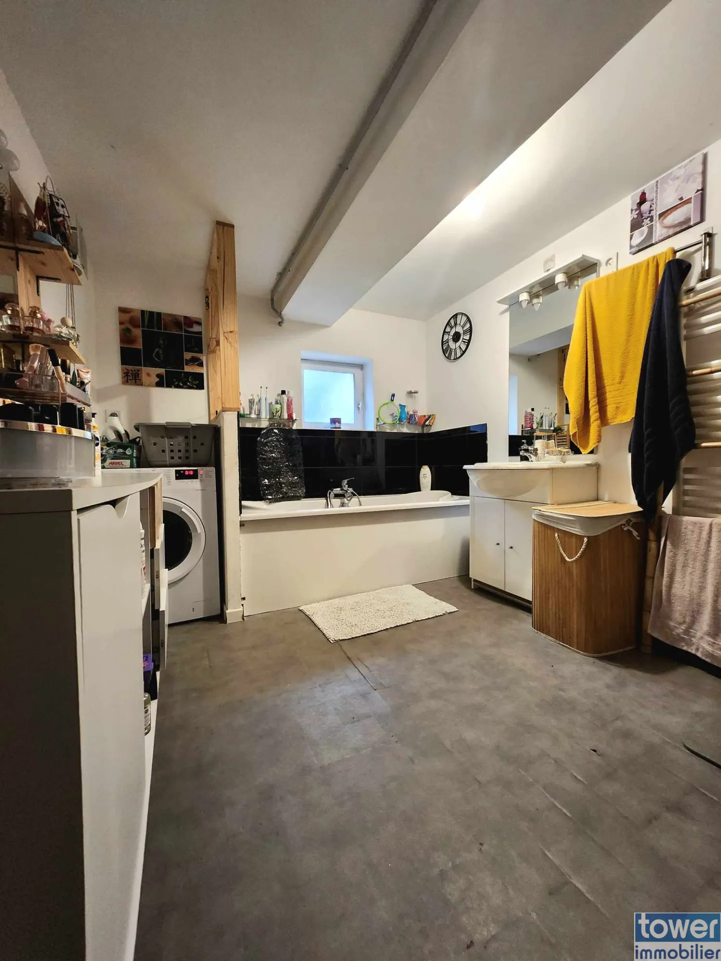 Maison à vendre à Pernes avec jardin, garage et potentiel de rénovation 