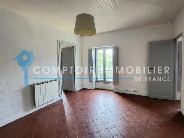 Appartement T3 de 79m² à Nîmes avec balcon et vue sur les toits - Idéalement situé