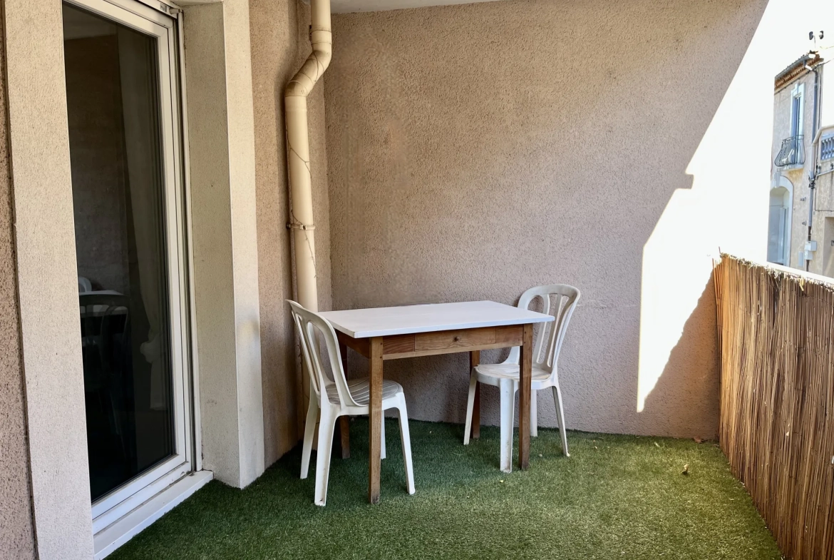 Appartement T3 rénové avec terrasse et parking à Saint-André-de-Sangonis 