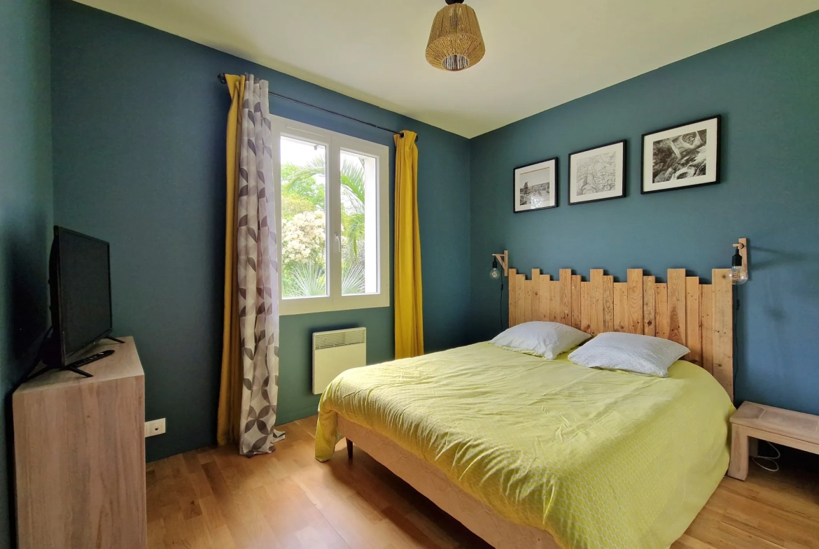 Charmante maison de plain-pied avec 3 chambres et bureau à Pont-l’Abbé-d’Arnoult 