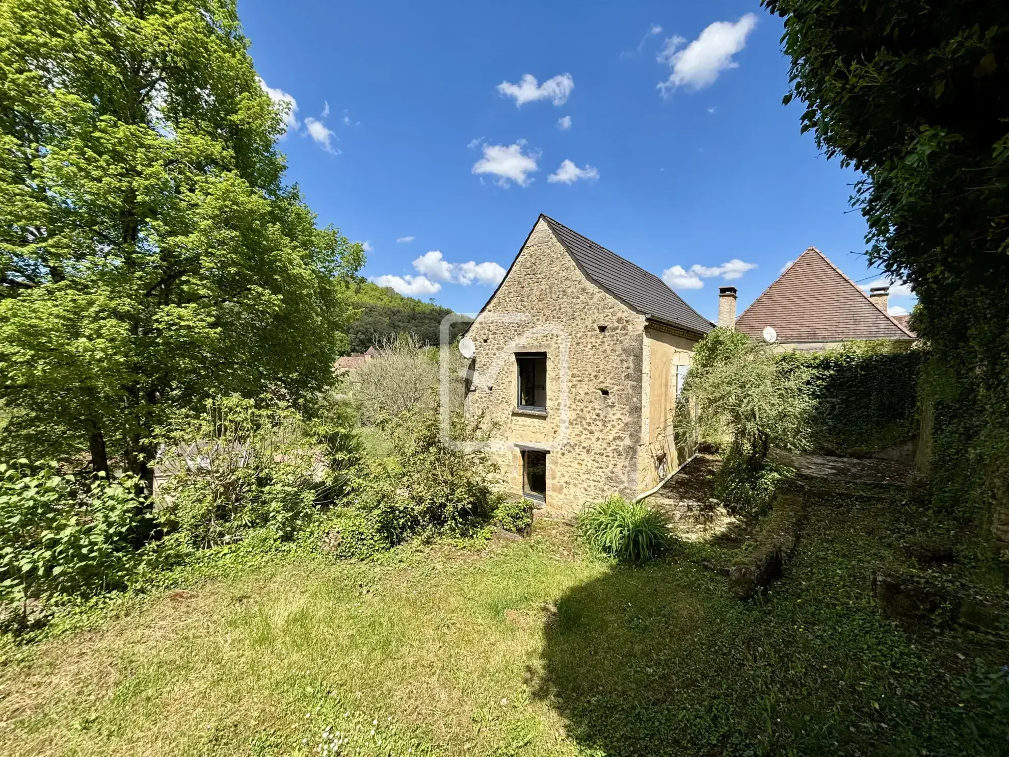 Charmante maison en pierre avec jardin spacieux à Grolejac proche Sarlat 